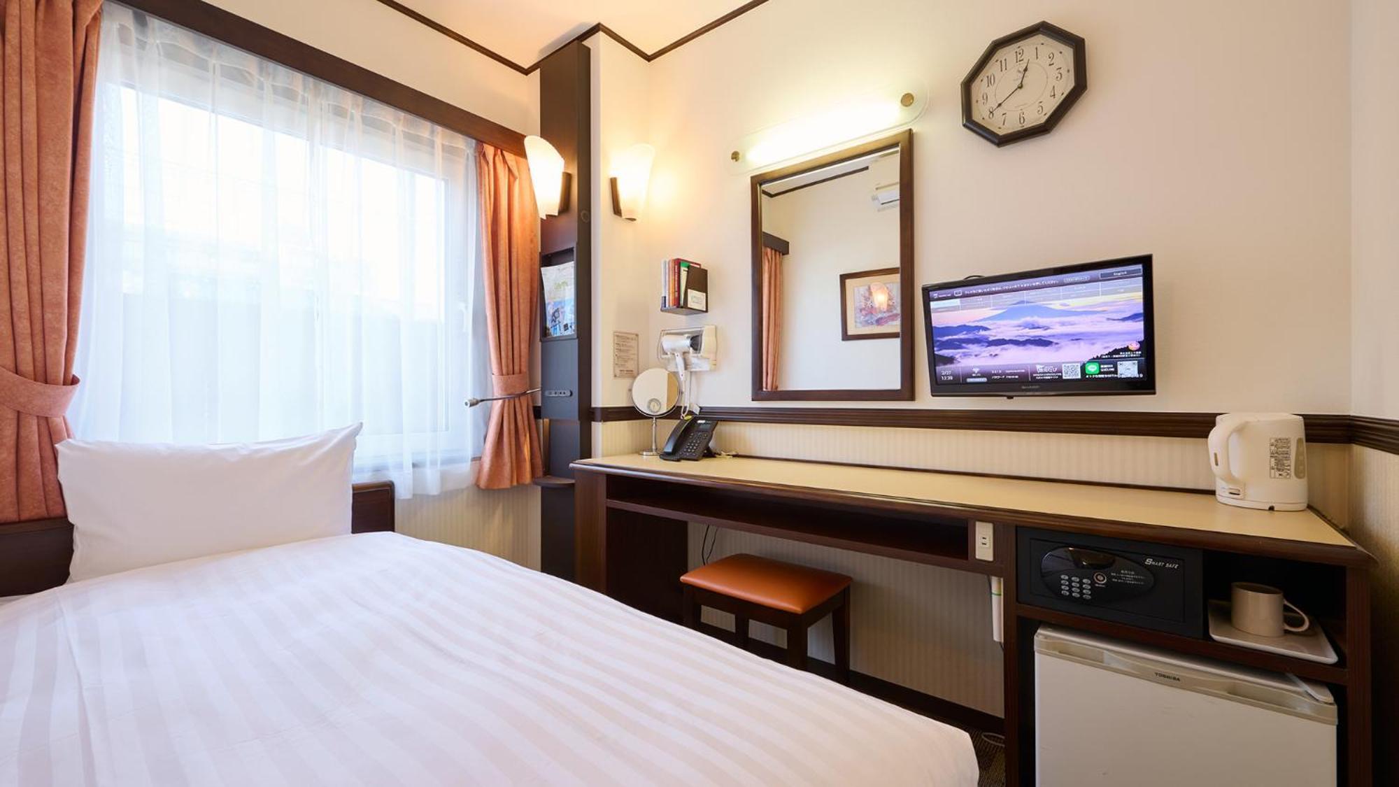 Toyoko Inn Tokyo Akigawa-Eki Kita-Guchi Akiruno Habitación foto